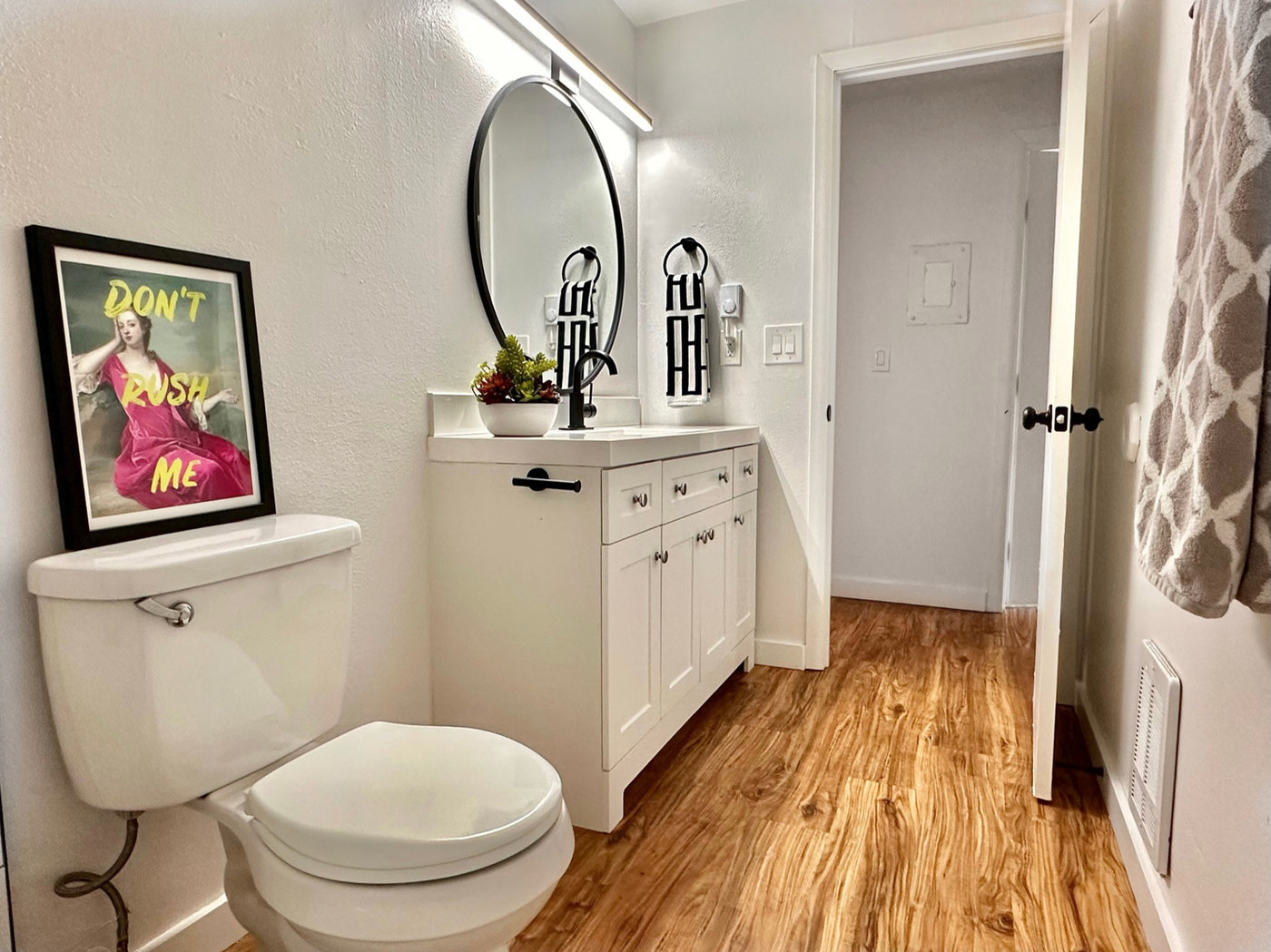 Parkview Apartments photo 5