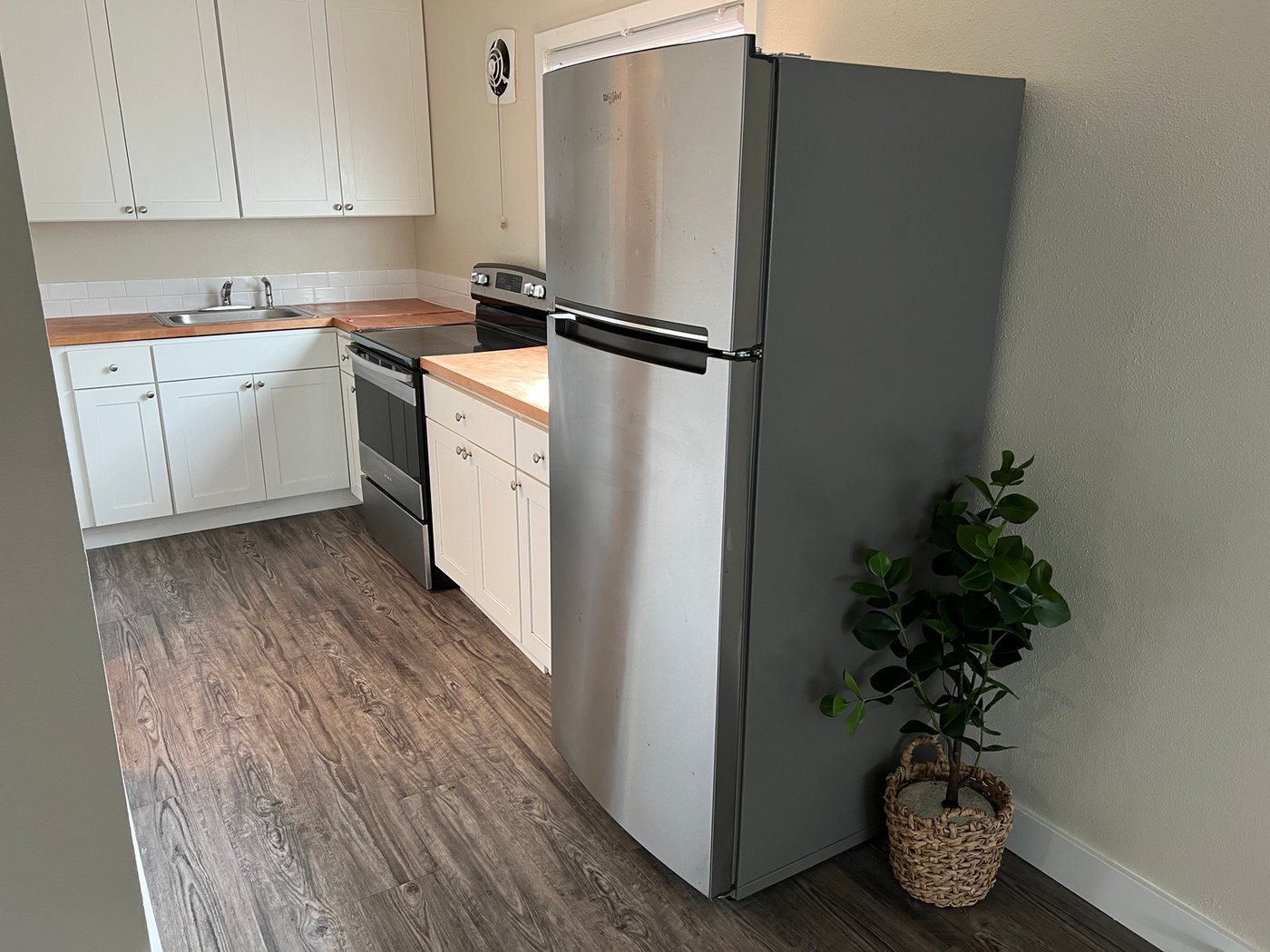 Hilltop Apartments photo 4