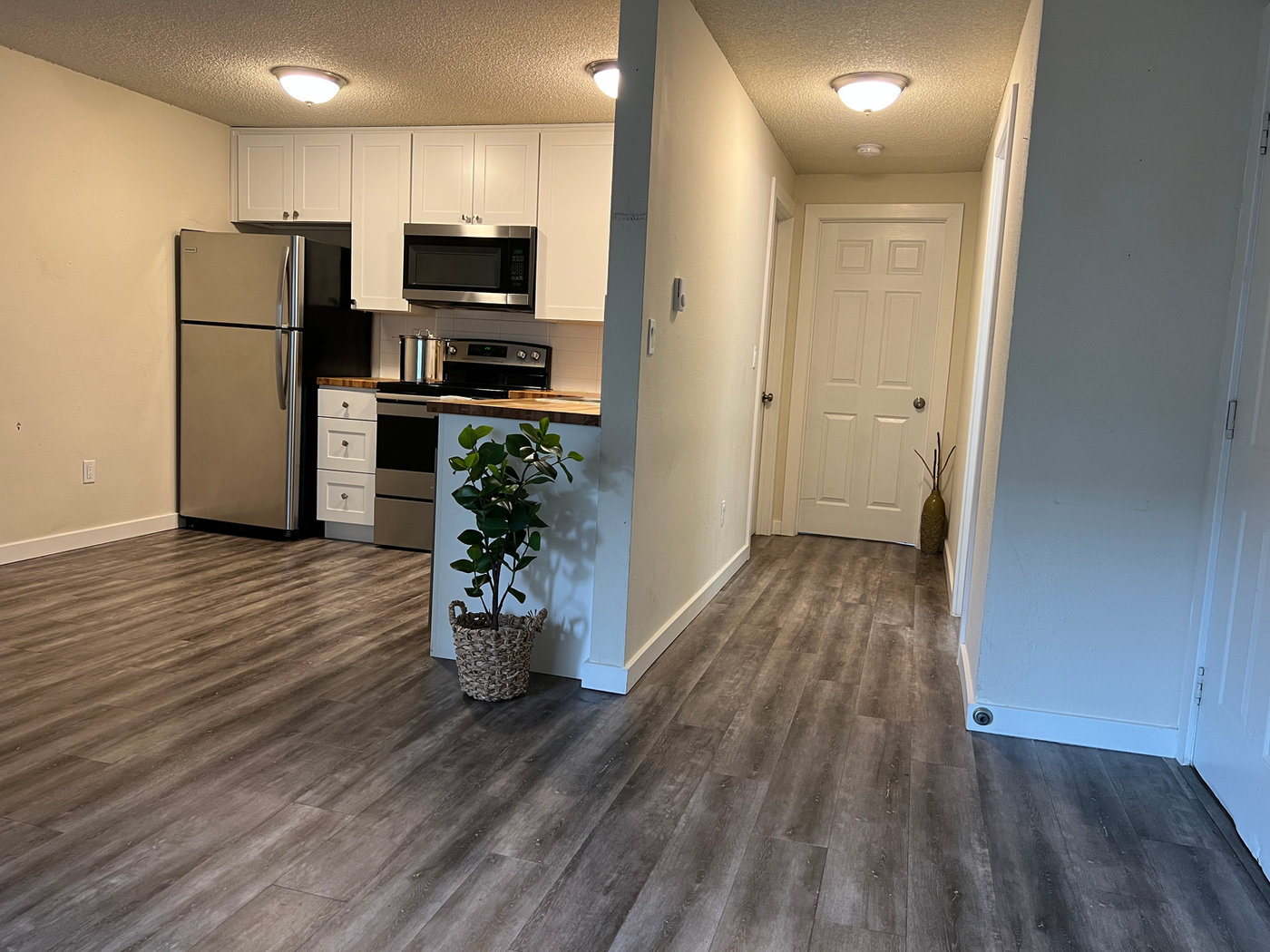 Wright Park Apartments photo 4